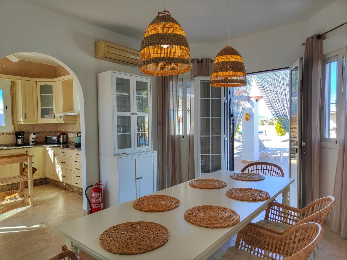 Villa Alta Vista Албокс Екстериор снимка