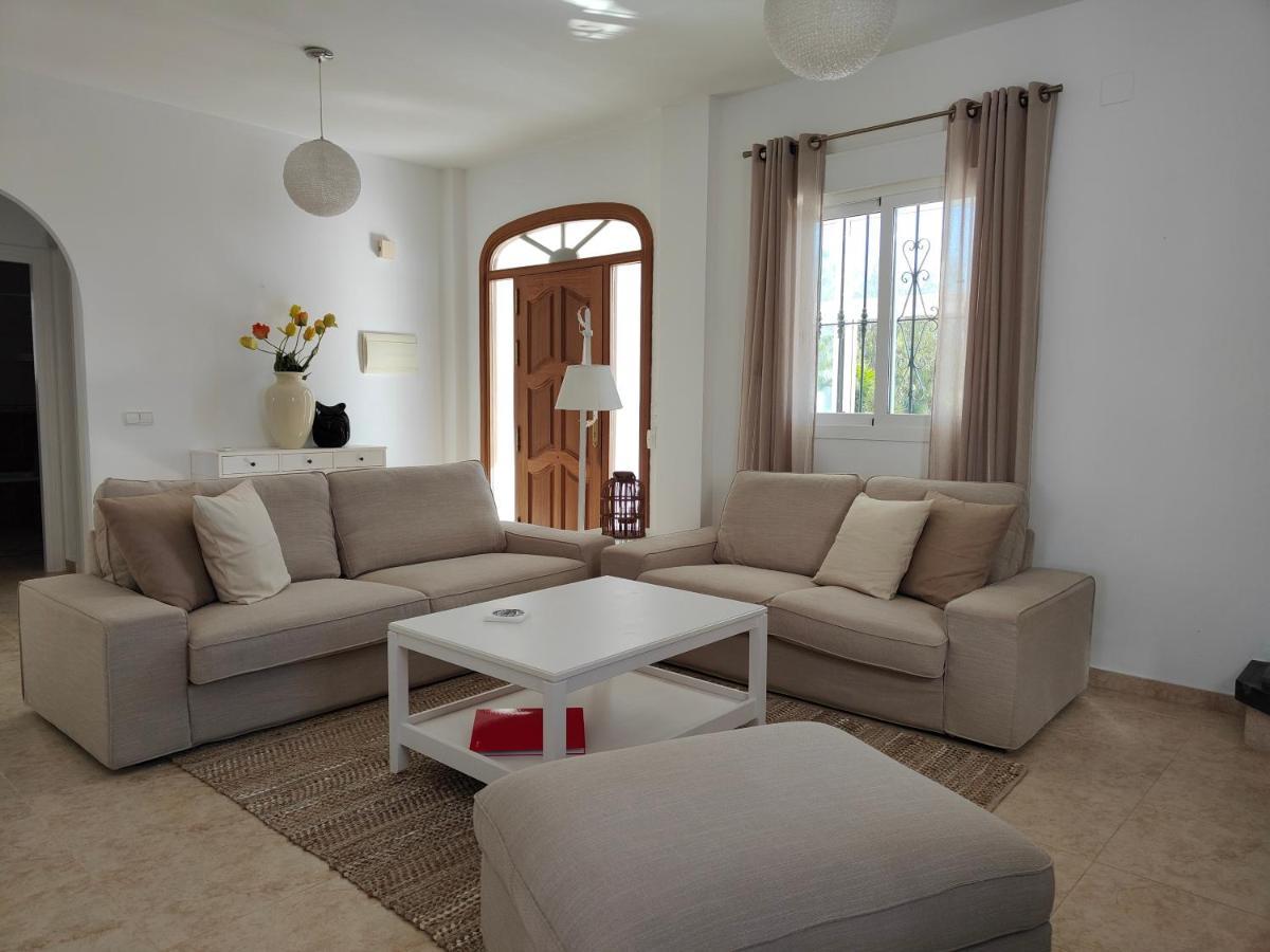 Villa Alta Vista Албокс Екстериор снимка